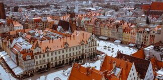 Ile kosztuje Zabudowa wkładu kominowego?